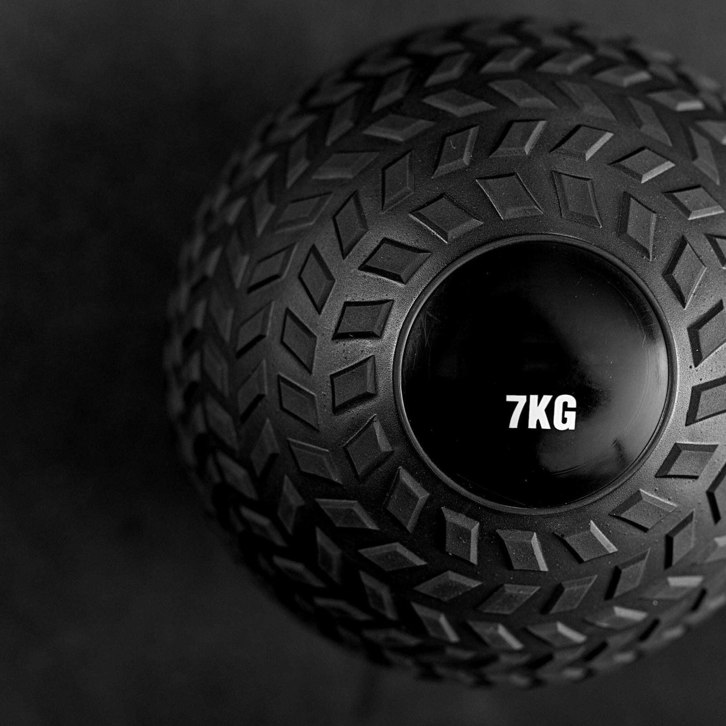 Slam Ball β Heavy Duty Dead Ball with Non - Slip Grip for Power Training - 24/7 Gym Equipment