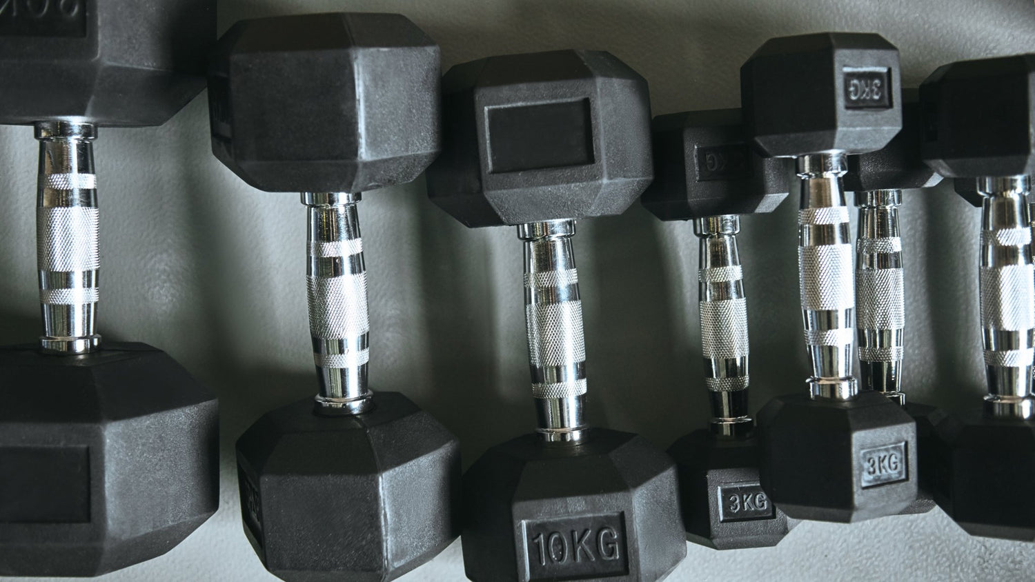 Commercial Grade Dumbbell Set (5kg–35kg) with Storage Rack & Barbell Holders - 24/7 Gym Equipment